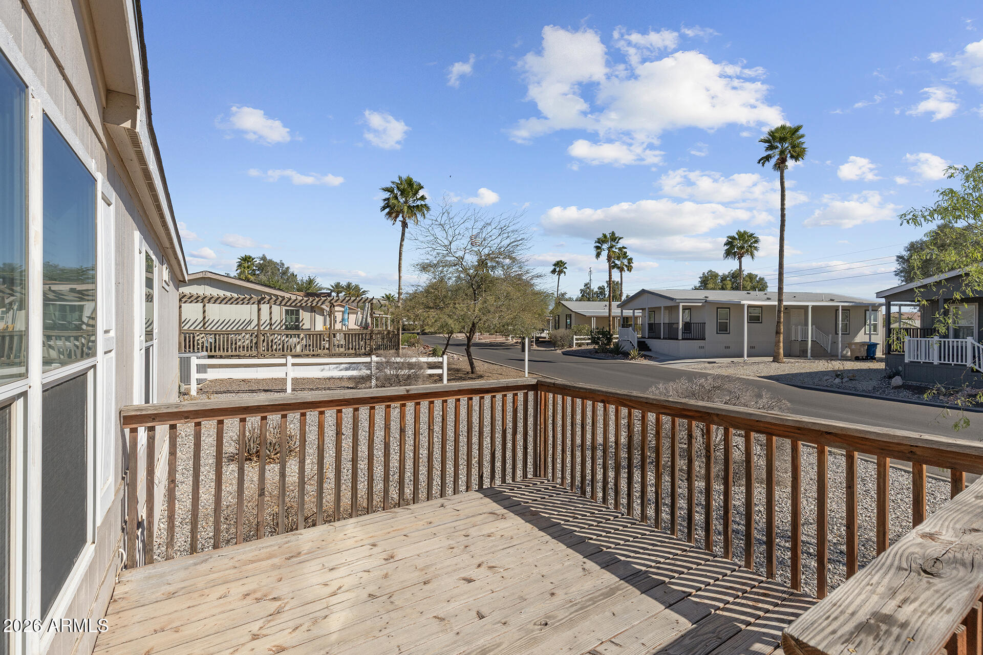 2000 S APACHE Road 280