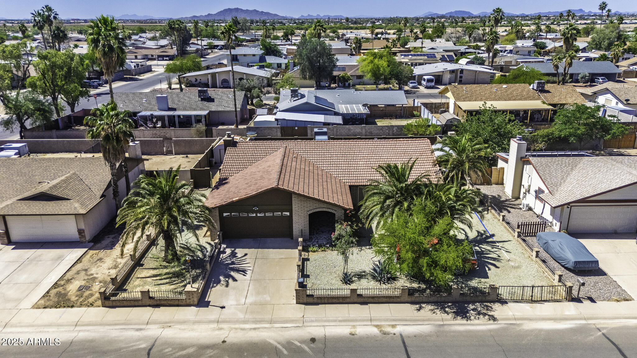 Homes 3 1191 E AVENIDA FRESCA Street