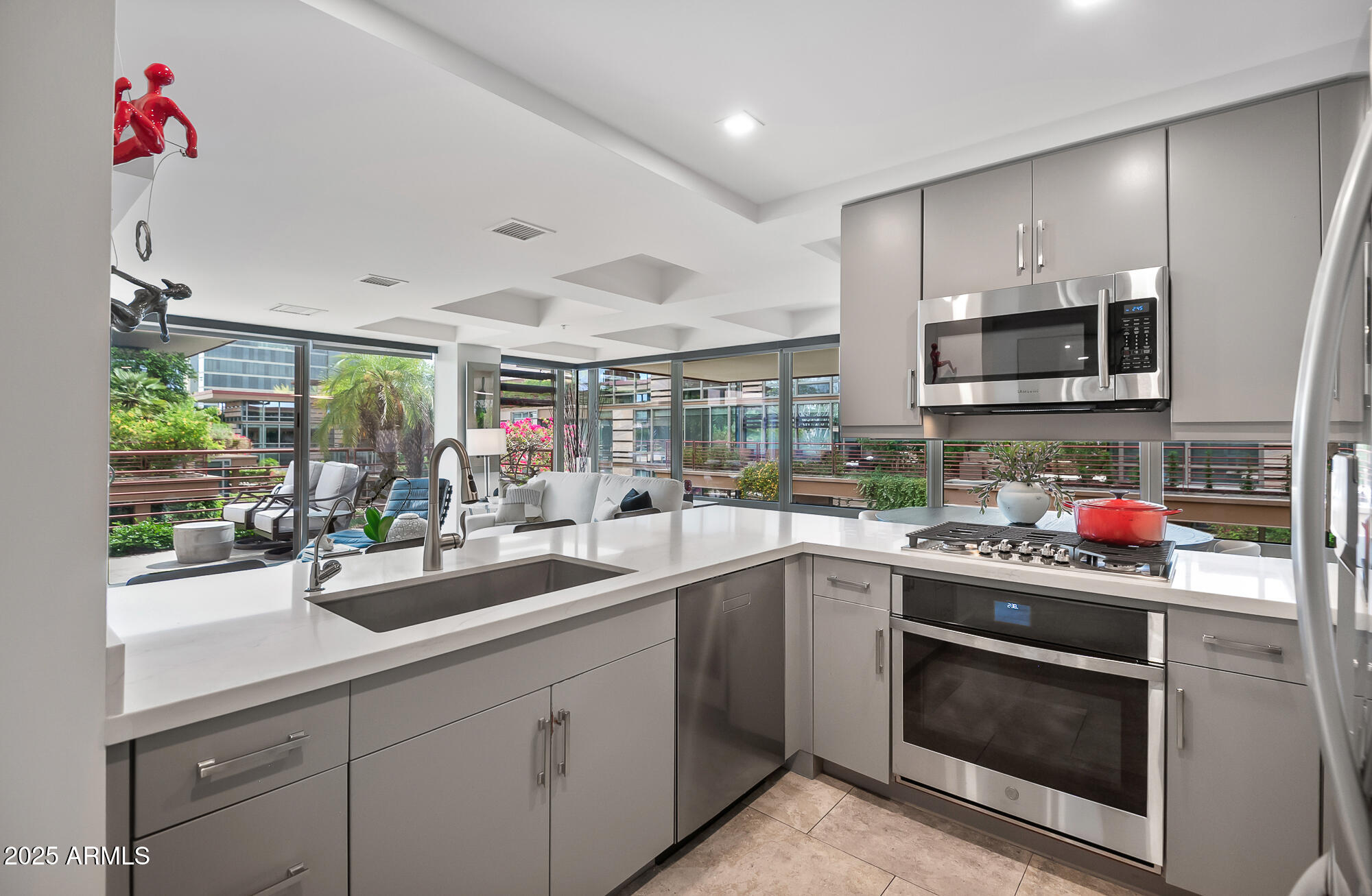 7141 E RANCHO VISTA Drive 6007