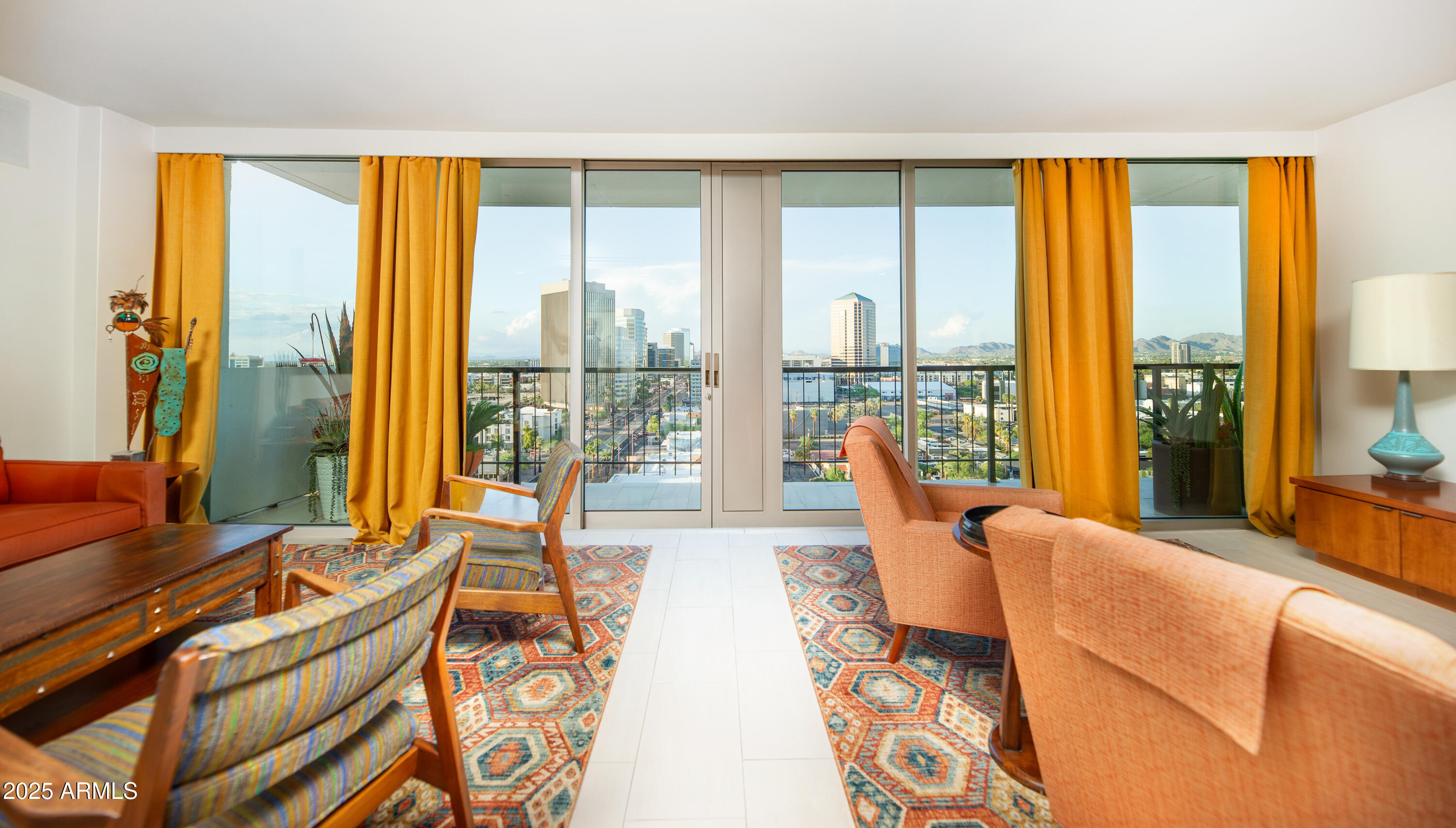 2323 N CENTRAL Avenue 1404