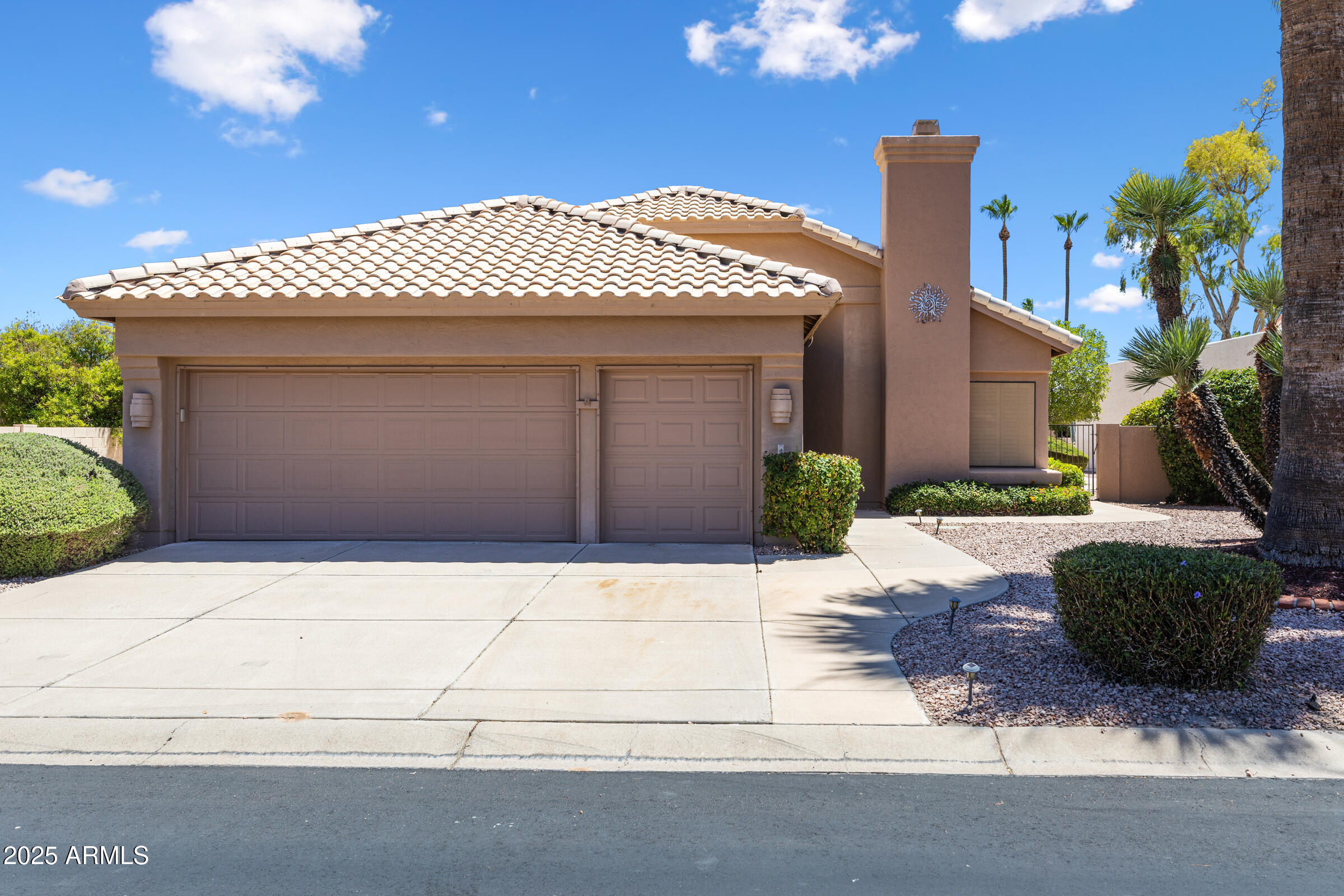25615 S RIBBONWOOD Drive