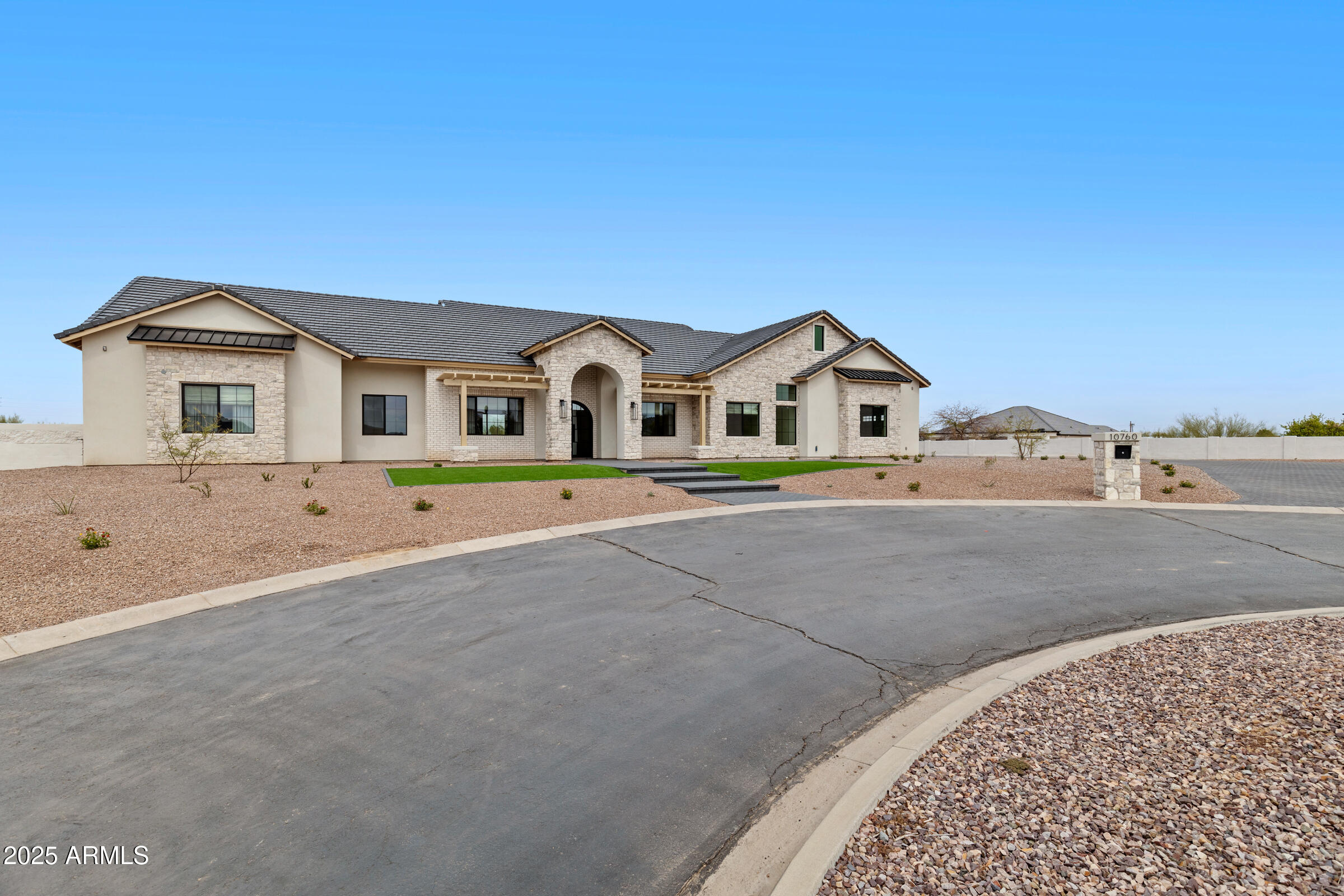 10760 W GOLDDUST Drive