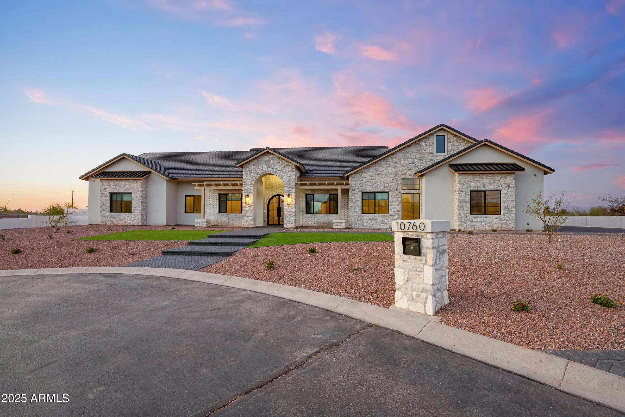 10760 W GOLDDUST Drive