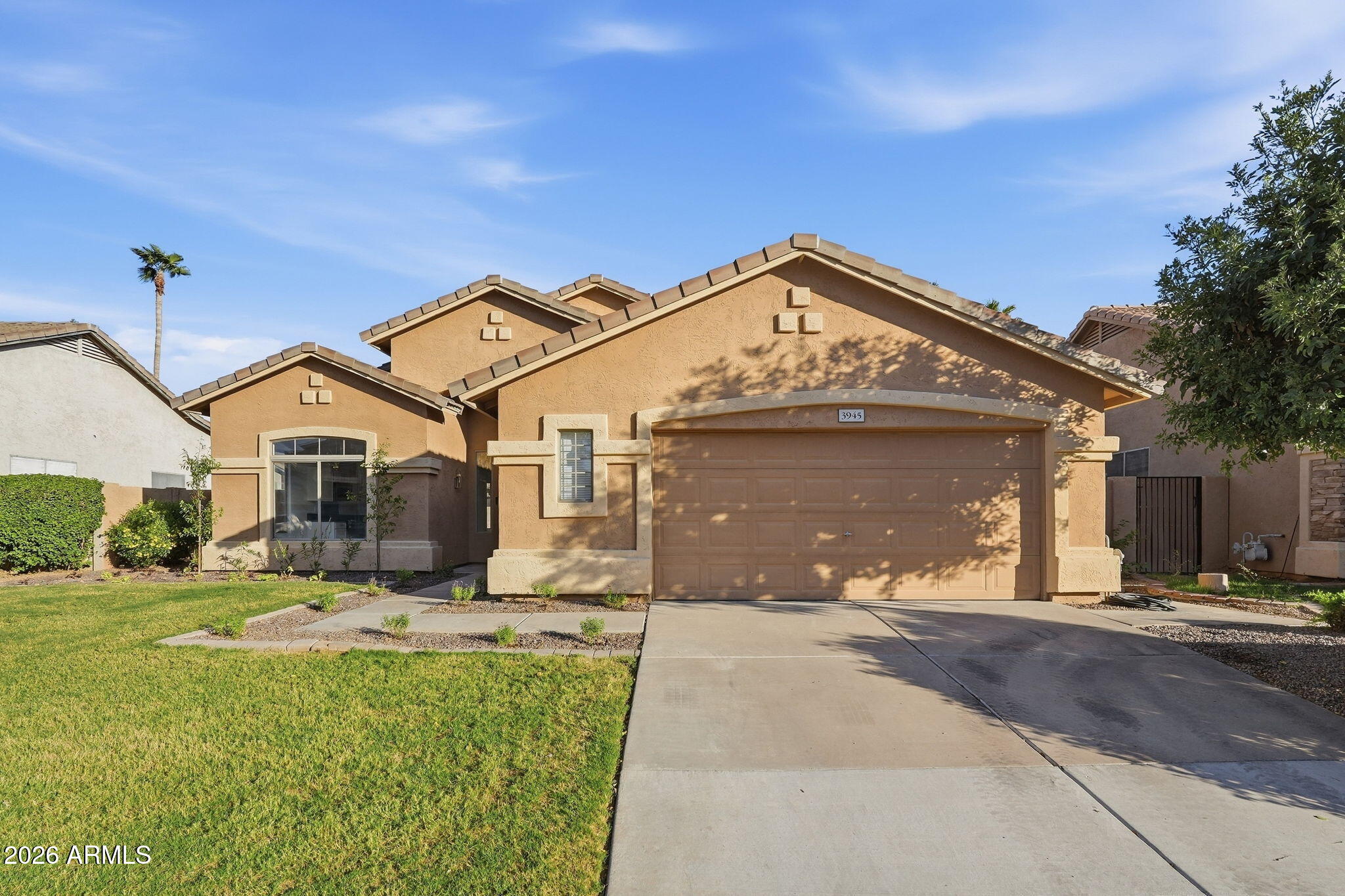 3945 S CACTUS WREN Drive