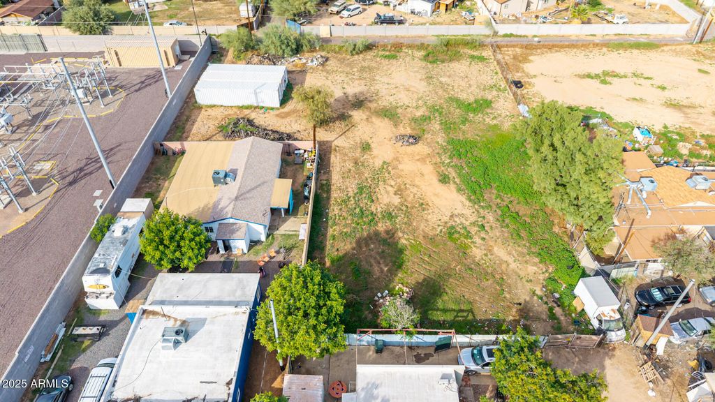 Photo of 1724 W Desert Cove Avenue #-, Phoenix, AZ 85029 (MLS # 6978181)