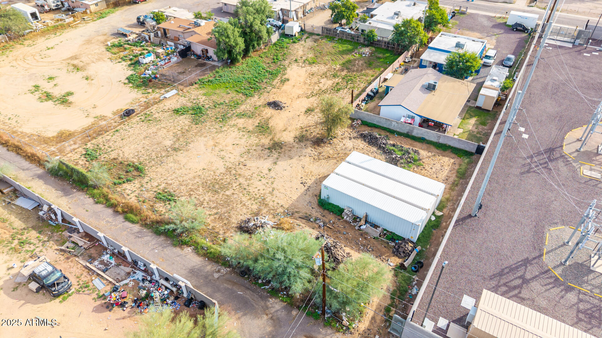 1724 W DESERT COVE Avenue -