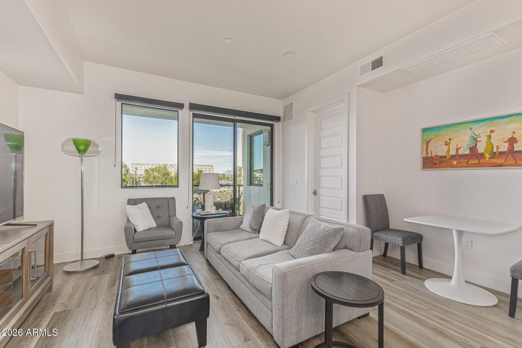 Photo of 7300 E Earll Drive #3020, Scottsdale, AZ 85251 (MLS # 6974597)