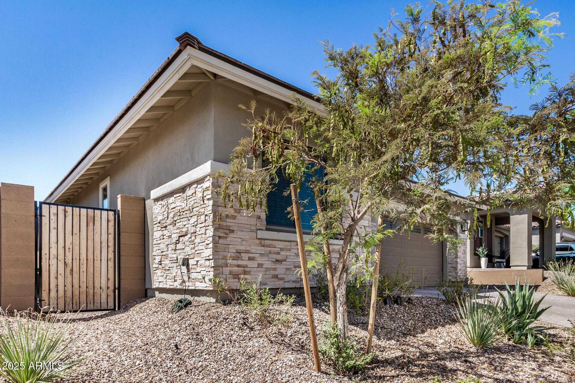 13319 W RED RANGE Way