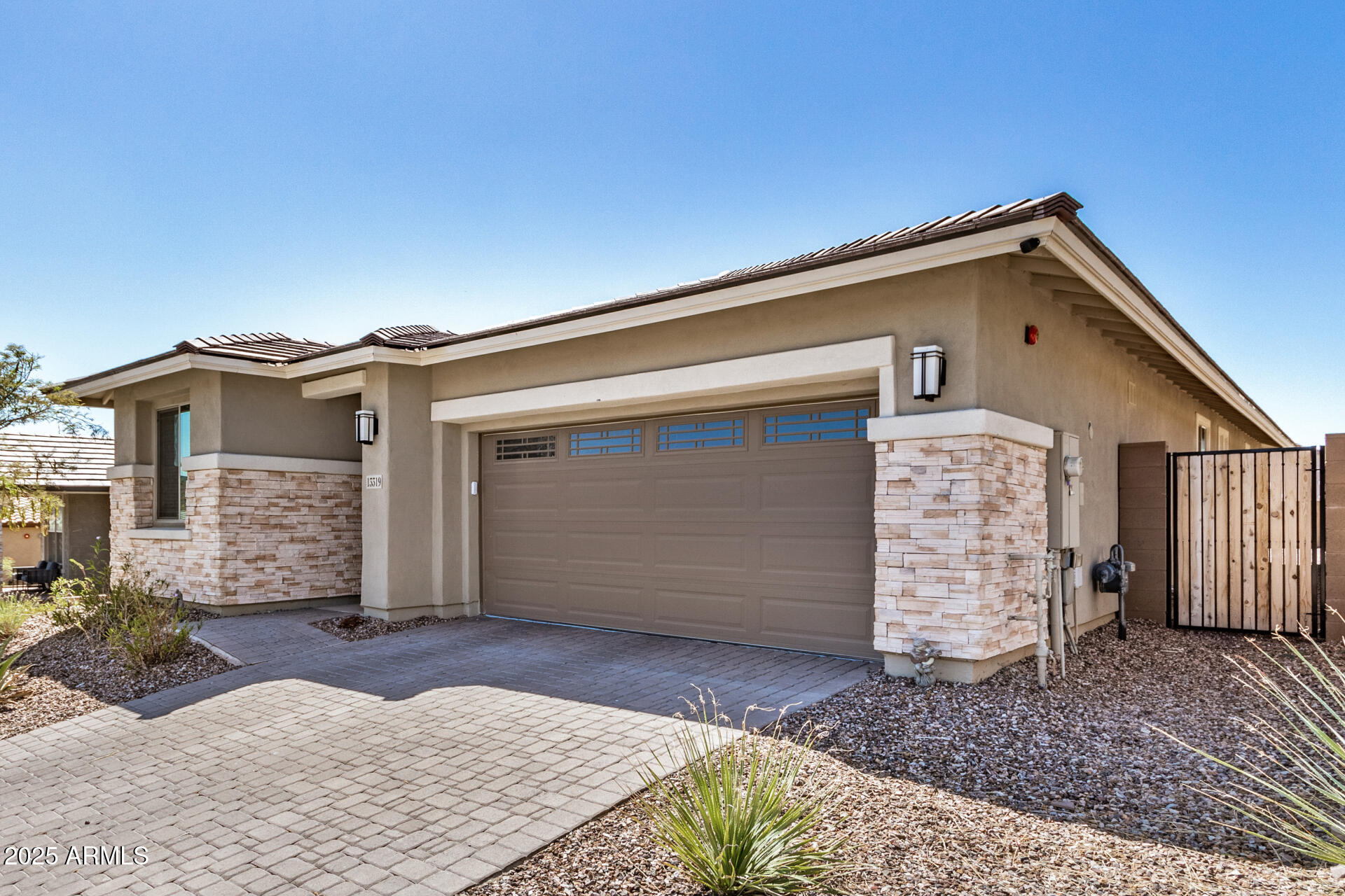 13319 W RED RANGE Way