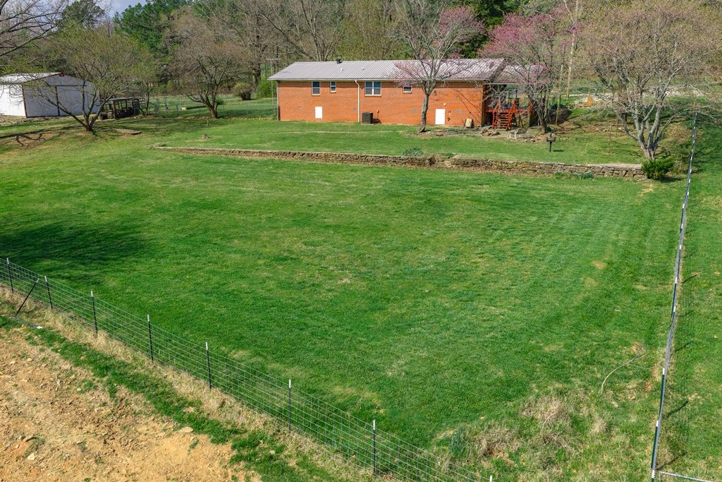 20096 Hidden Valley Road