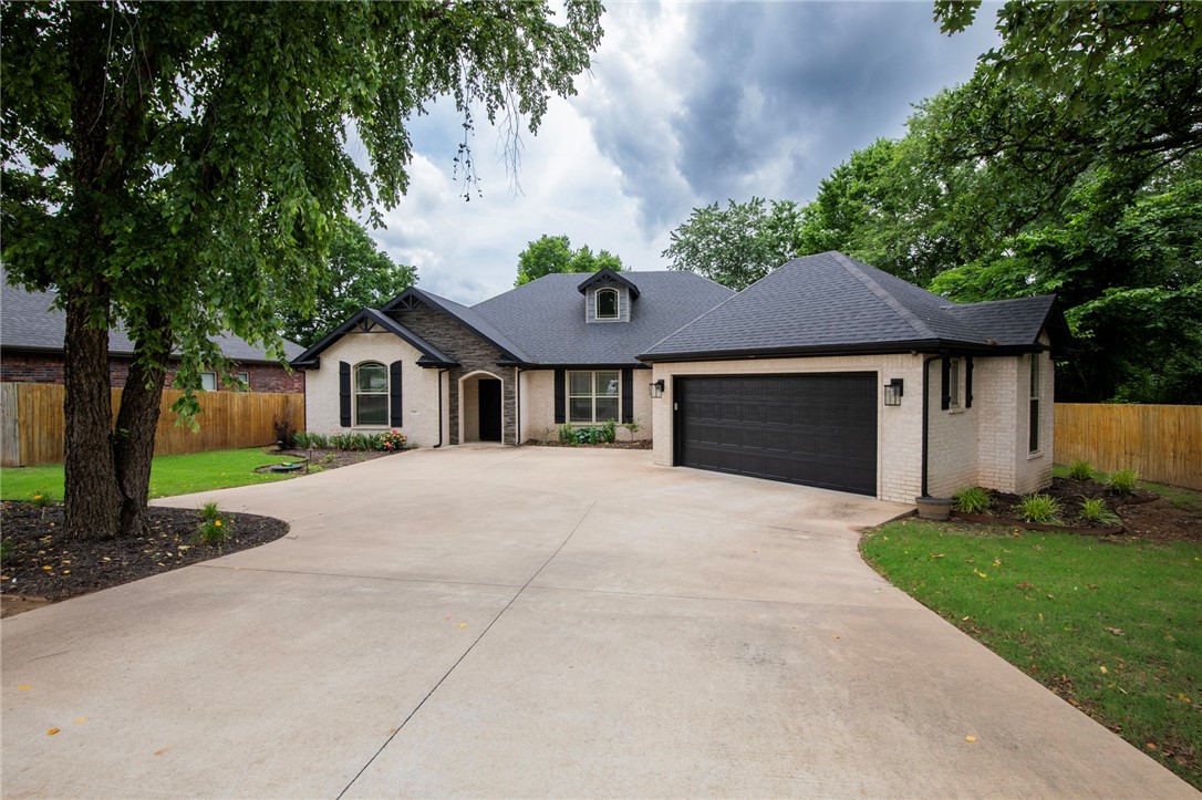 Hickory Hills S/D - Residential