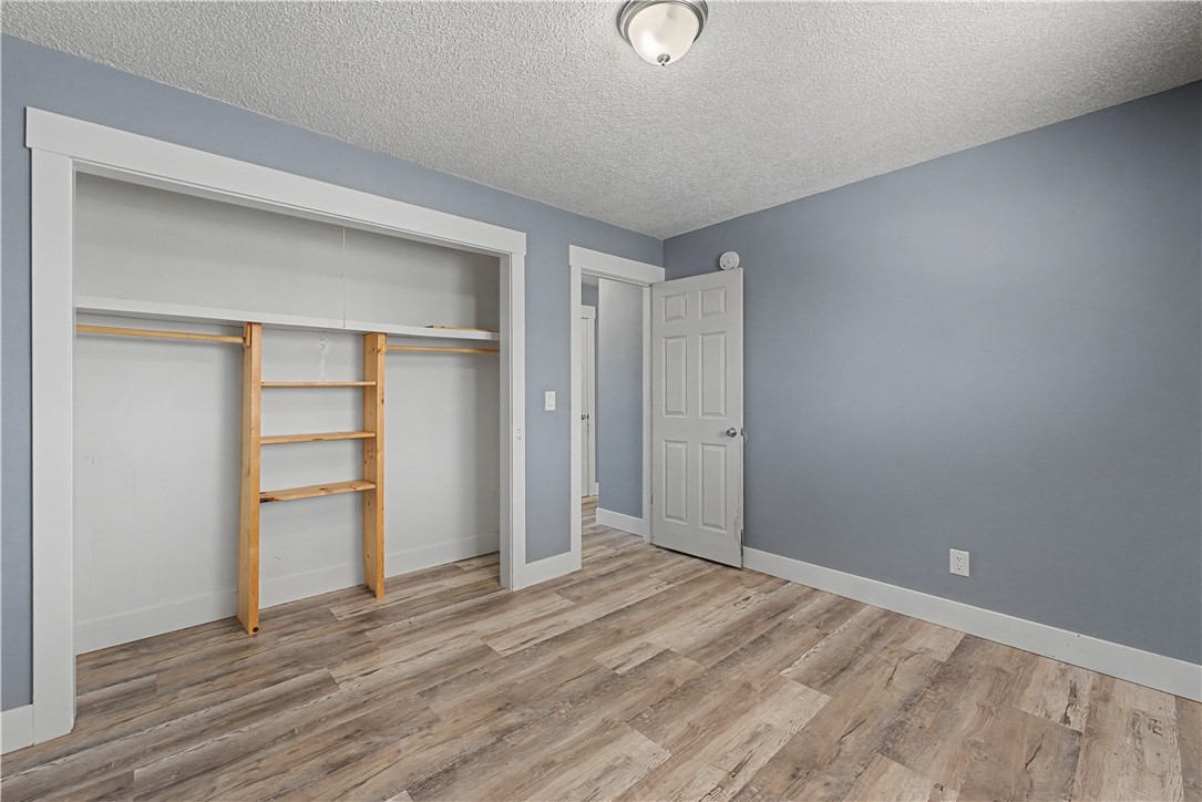 Western Terrace Unit 2 Rogers - Residential Lease