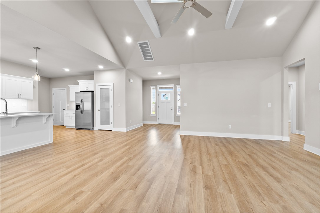 827 Mueller Way