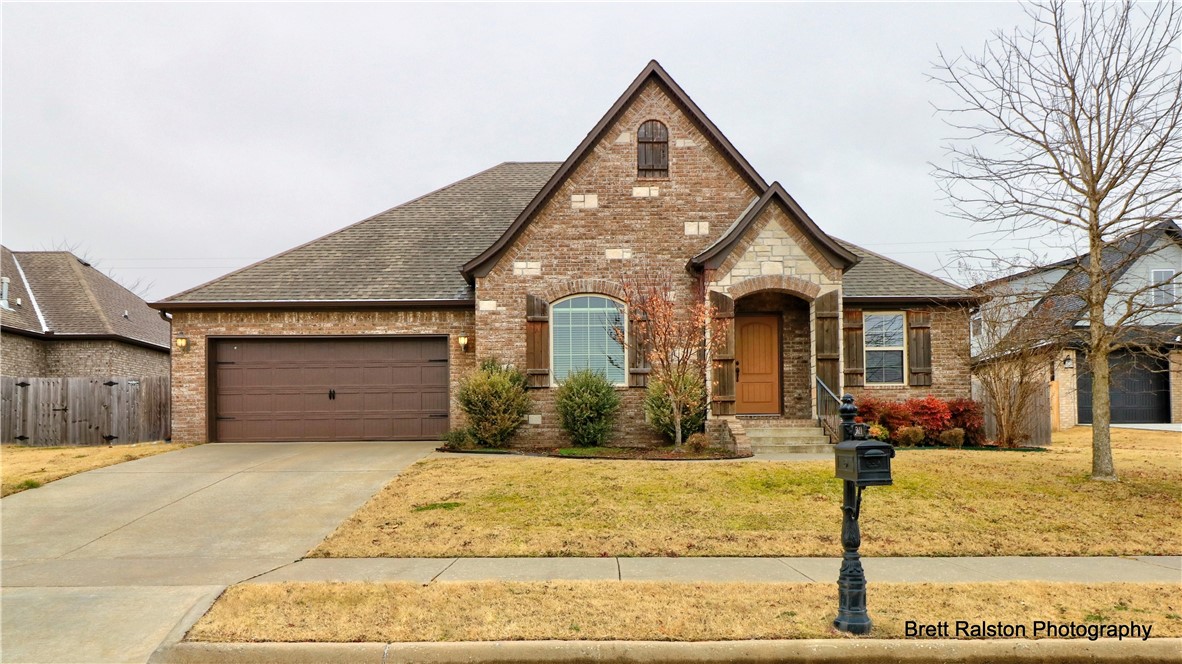 This house is a real charmer in a great neighborhood! The living room is spacious with great natural light and has beautiful vaulted ceilings with a full brick fireplace. The kitchen comes well appointed with rich wood cabinets and granite countertops. The master bedroom is large with recessed ceilings and a gorgeous master bath featuring walk in shower with glass doors, large jetted platform tub, his and her sinks and large walk in closet. The outdoor space is perfect for relaxing with a covered porch and outdoor fireplace. The backyard is huge! Not available to show until Saturday 1-30-21.
