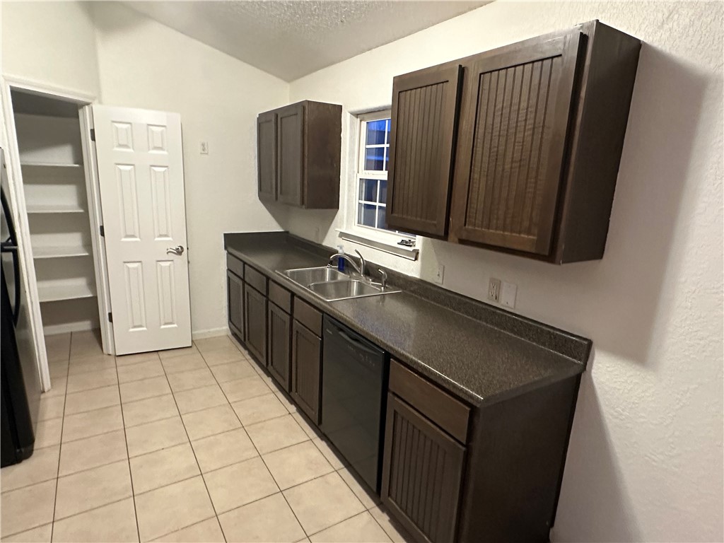 Oaks, The Ph 2 Gentry - Residential