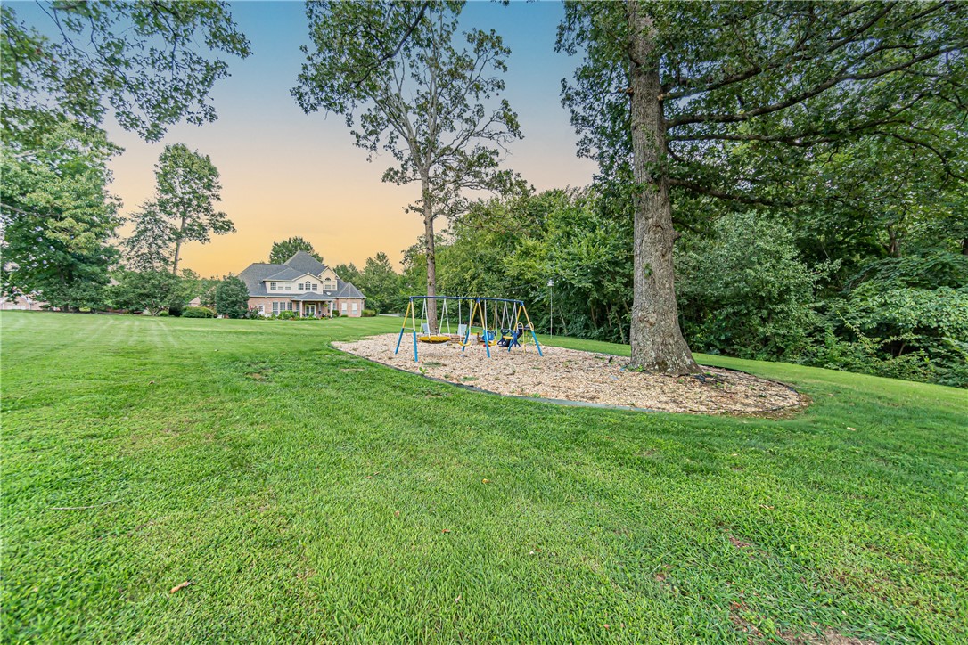 Manors On Blossom Way Crk Ph 2 Rogers - Residential