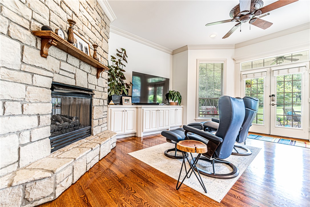 Manors On Blossom Way Crk Ph 2 Rogers - Residential