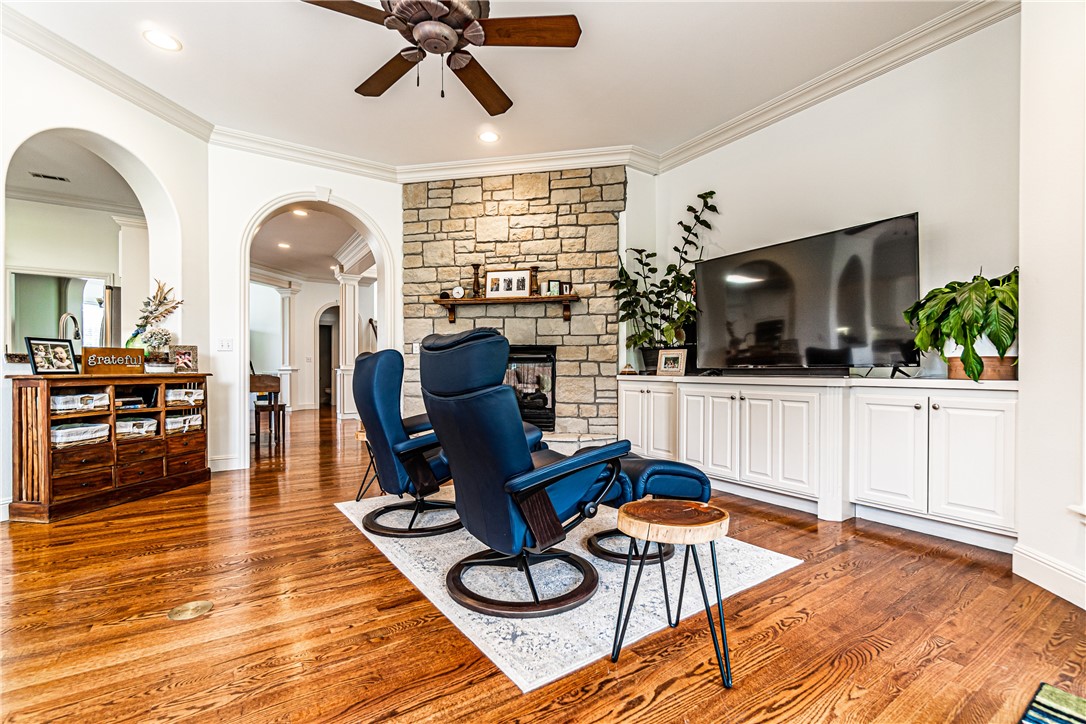 Manors On Blossom Way Crk Ph 2 Rogers - Residential