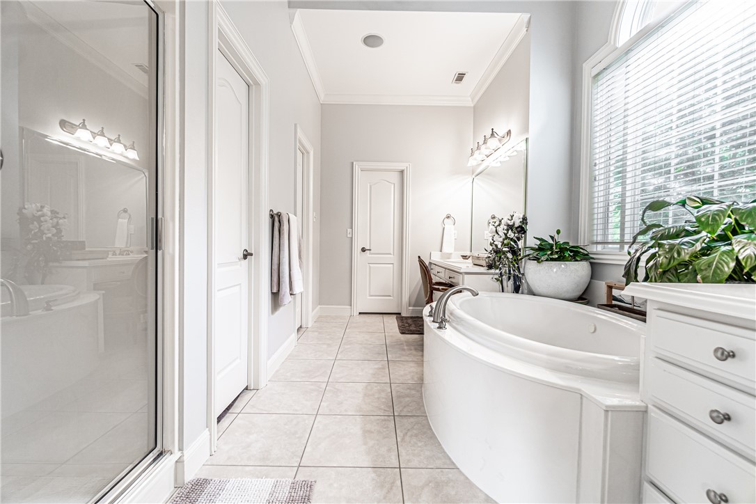 Manors On Blossom Way Crk Ph 2 Rogers - Residential