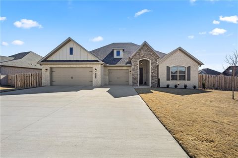 Photo of 957 Budrio Avenue, Tontitown, AR 72762 (MLS # 1337621)