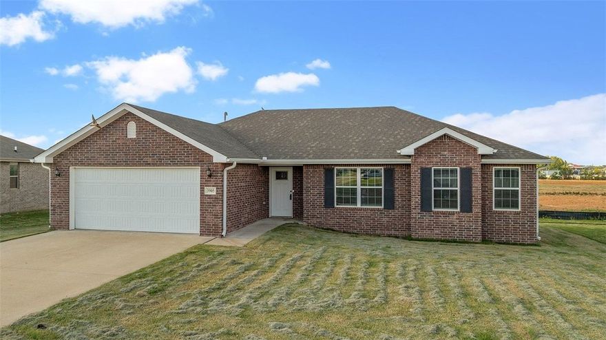 Located in one of Siloam Springs’ most desirable pockets, 3905 E Wax Wing Dr delivers the perfect blend of comfort and convenience. This well-designed home features an inviting layout with bright, open living spaces that create a warm and welcoming feel from the moment you walk in. The kitchen flows seamlessly into the main living area, making it ideal for both everyday living and hosting friends or family. With easy access to schools, shopping, and everything Siloam Springs has to offer, this is a rare opportunity to step into a home that truly fits your needs—combining location, comfort, and livability in one inviting package. Pics with furniture are virtually staged.