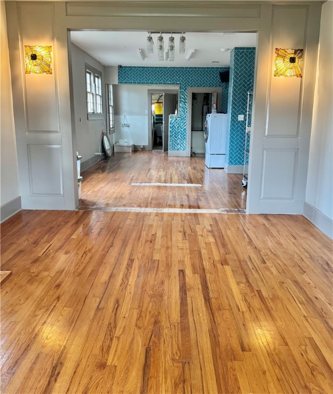 White, W J - Commercial Sale