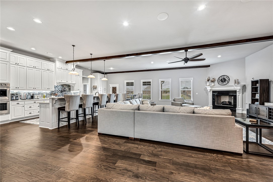 Meadows, The Little Flock - Residential