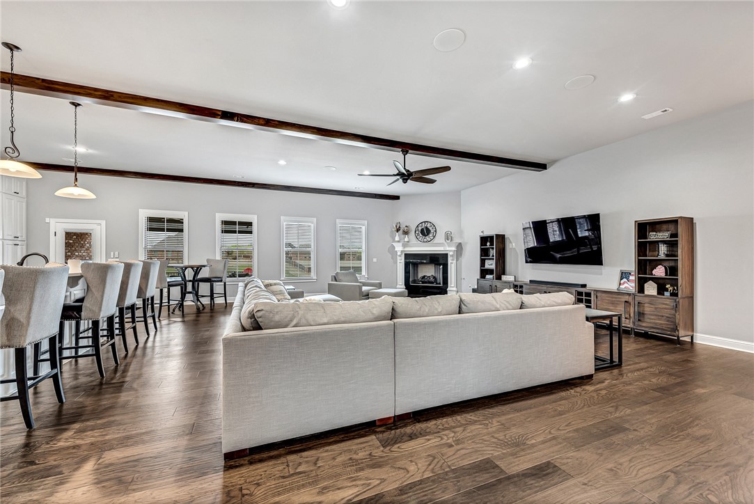 Meadows, The Little Flock - Residential