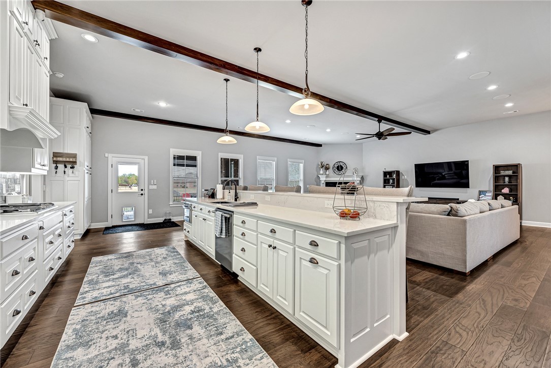 Meadows, The Little Flock - Residential