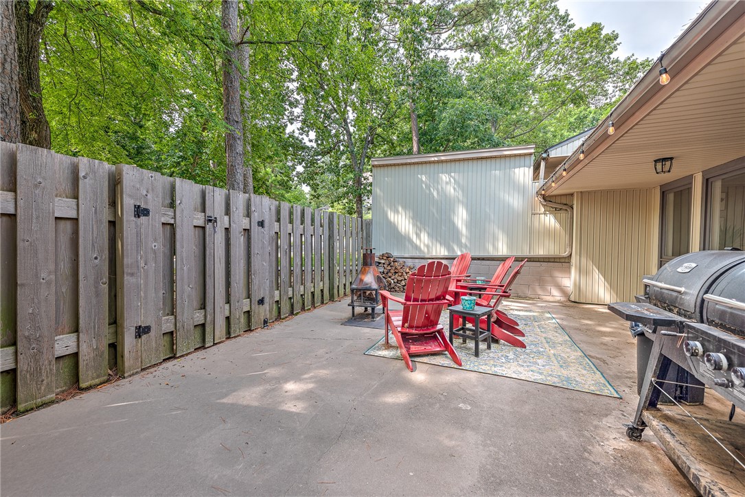 Townhouse Tct 3 A/K/A Drake Court Bvv - Residential