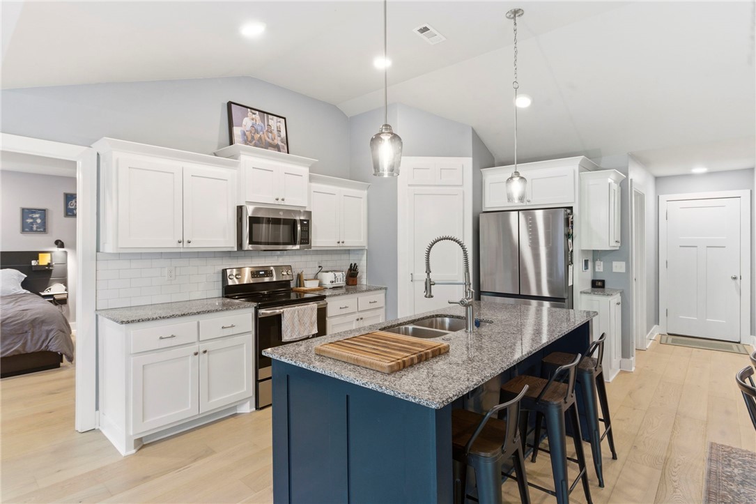 Lands End Sub Bvv - Residential