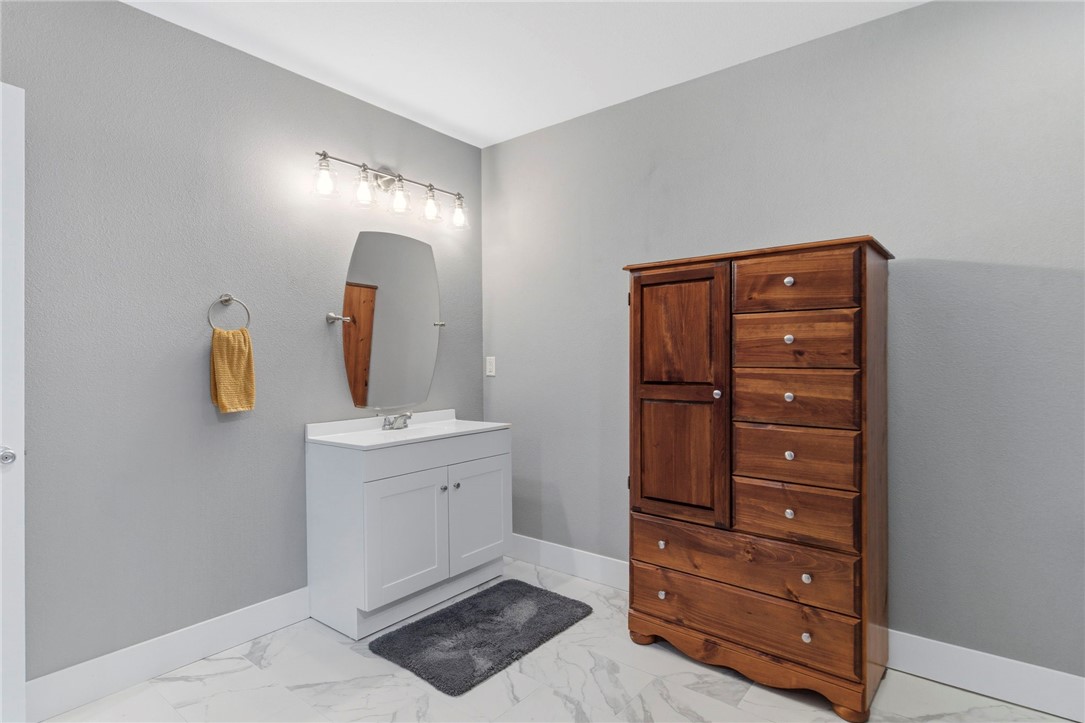 Lands End Sub Bvv - Residential