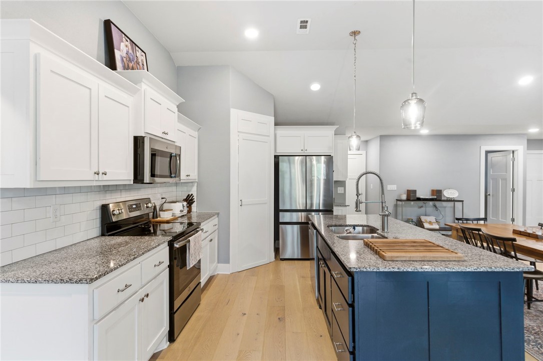 Lands End Sub Bvv - Residential