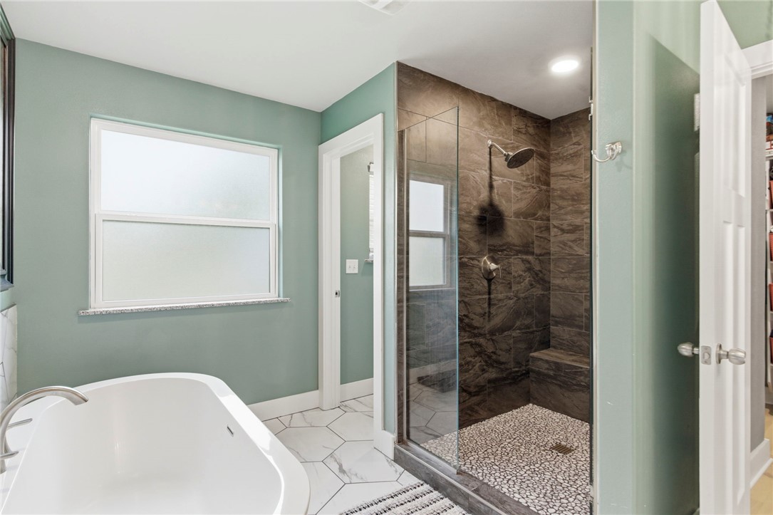 Lands End Sub Bvv - Residential