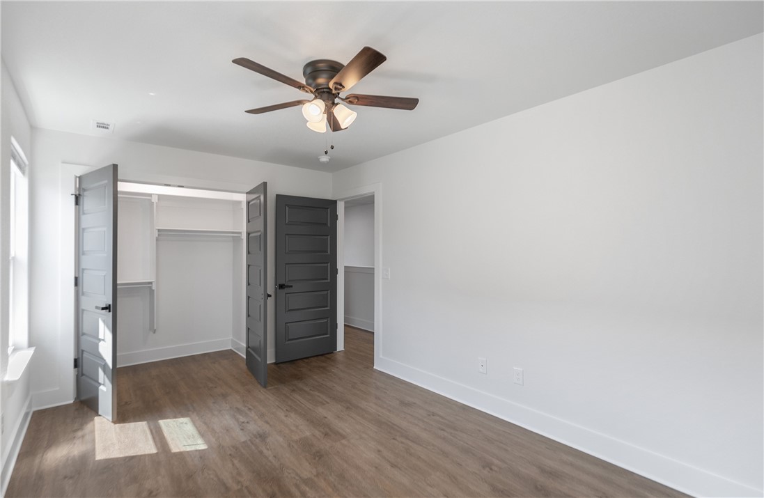 SKYVIEW ACRES-BENTONVILLE - Residential