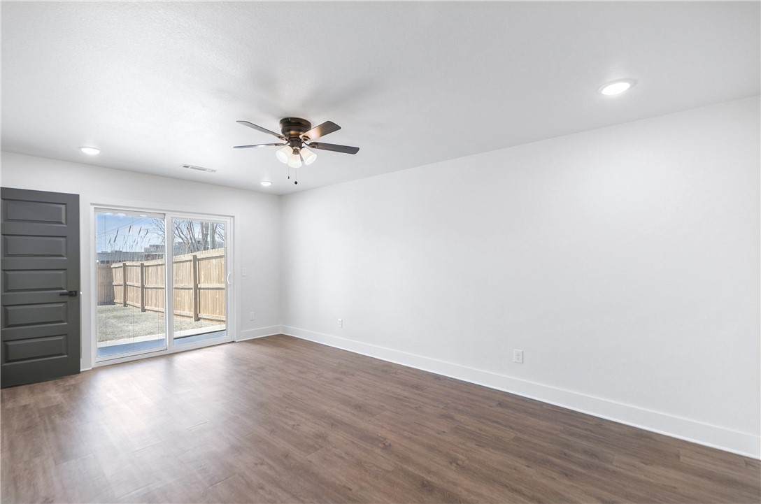 SKYVIEW ACRES-BENTONVILLE - Residential