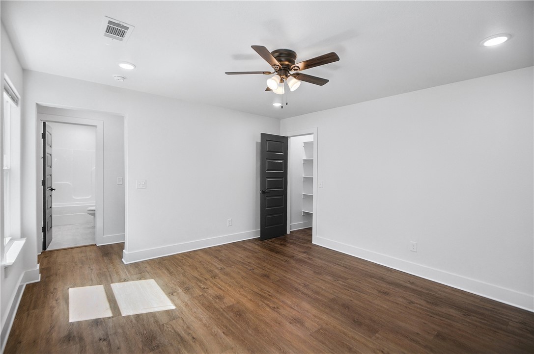 SKYVIEW ACRES-BENTONVILLE - Residential