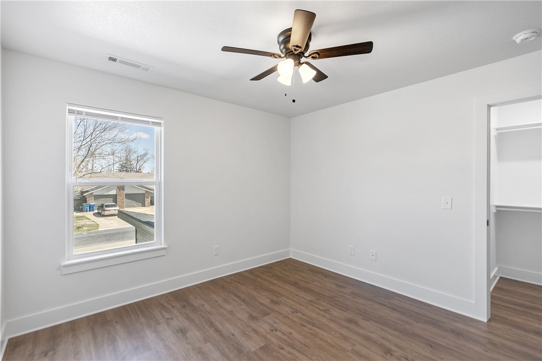 SKYVIEW ACRES-BENTONVILLE - Residential