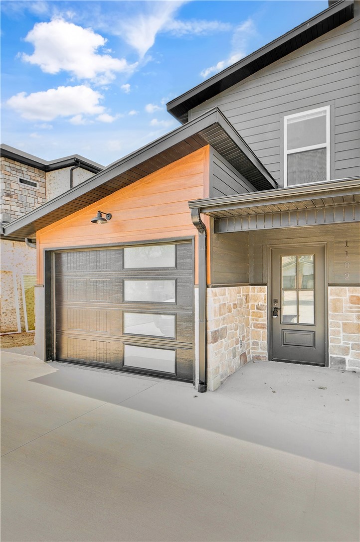 SKYVIEW ACRES-BENTONVILLE - Residential