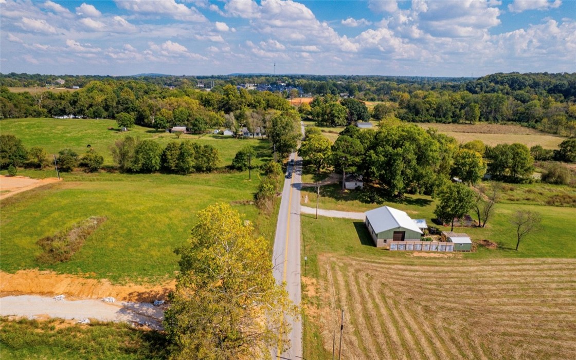 Elm Spgs Outlots - Land