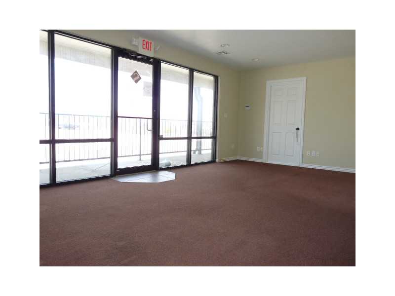 01-19-30-Rogers - Commercial Sale