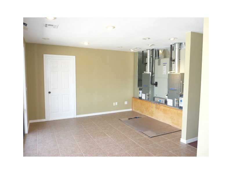 01-19-30-Rogers - Commercial Sale