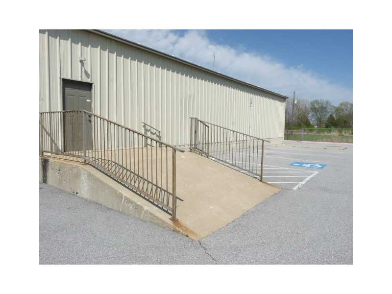 01-19-30-Rogers - Commercial Sale