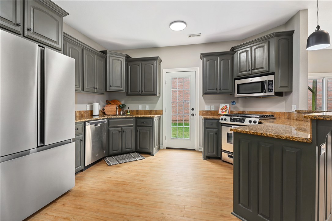 Rupple Row Sub - Residential Lease