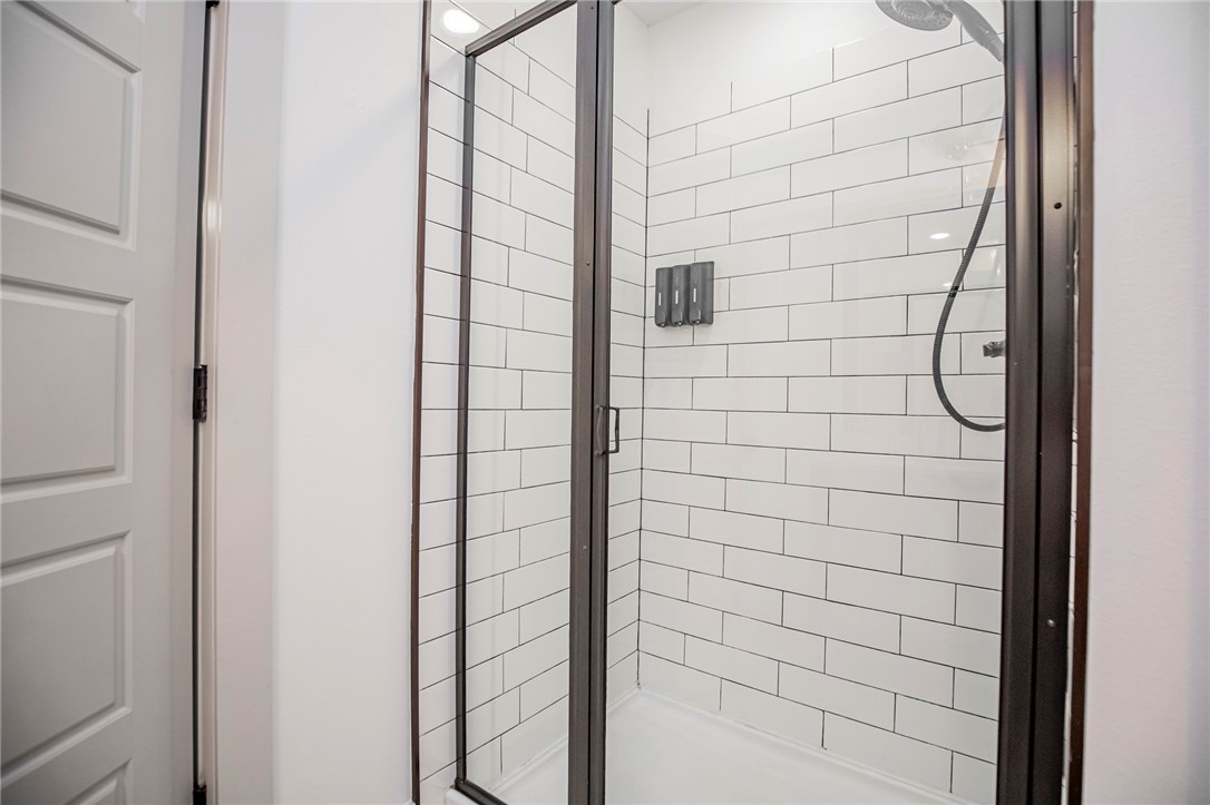 12-19-30-ROGERS - Residential