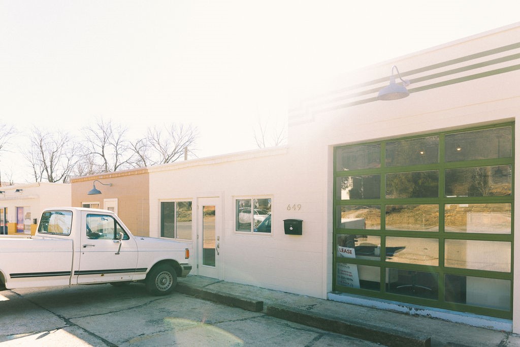 Aumicks Add - Commercial Lease