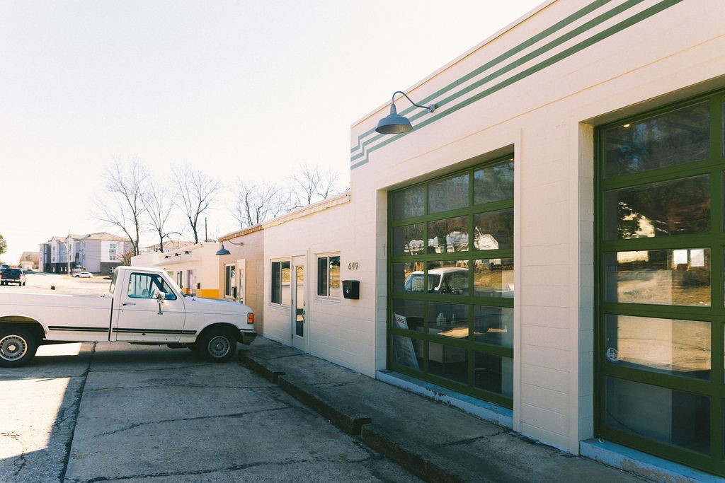 Aumicks Add - Commercial Lease