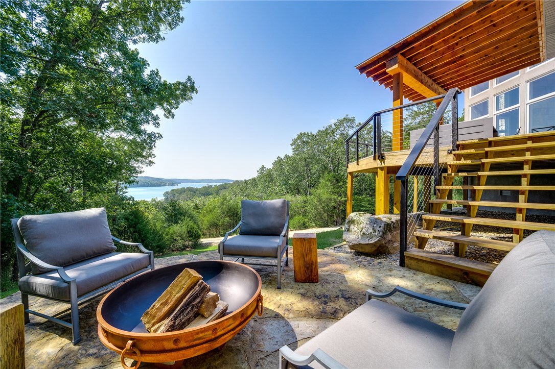 Pine Log - Residential