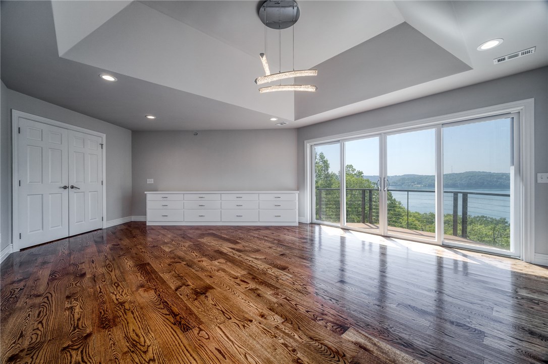 Pine Log - Residential