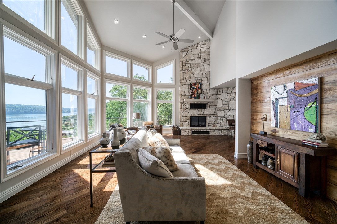 Pine Log - Residential